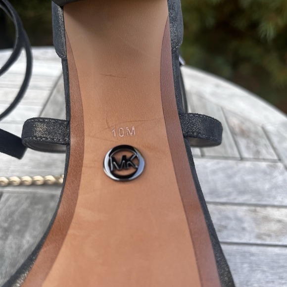 Michael Kors‎ Charlize Sandal Size 10 Strappy Platform 4.5" Block Heel Metallic - Picture 10 of 10